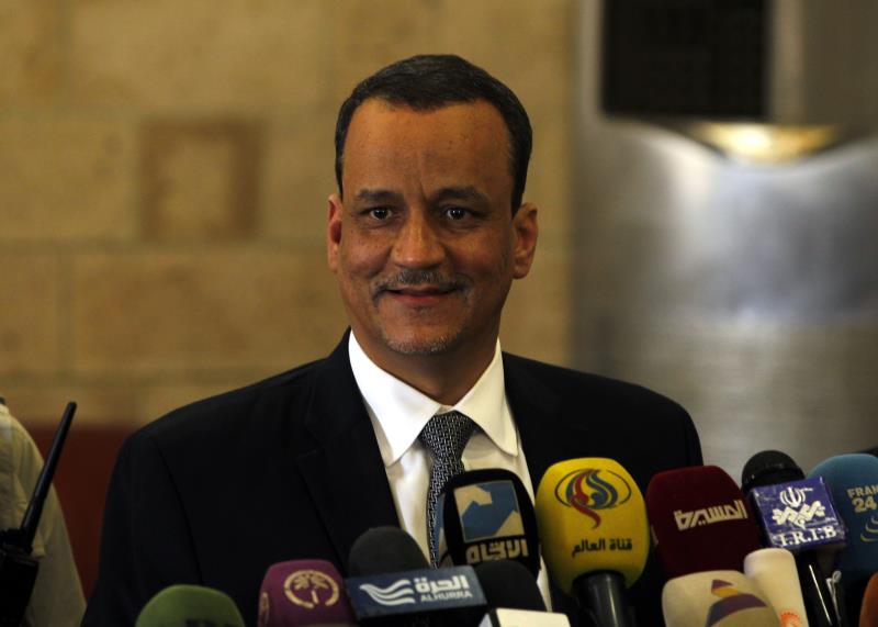 أكد ولد الشيخ أن وزير الدفاع السابق وشقيق الرئيس الفار بصحة جيدة 