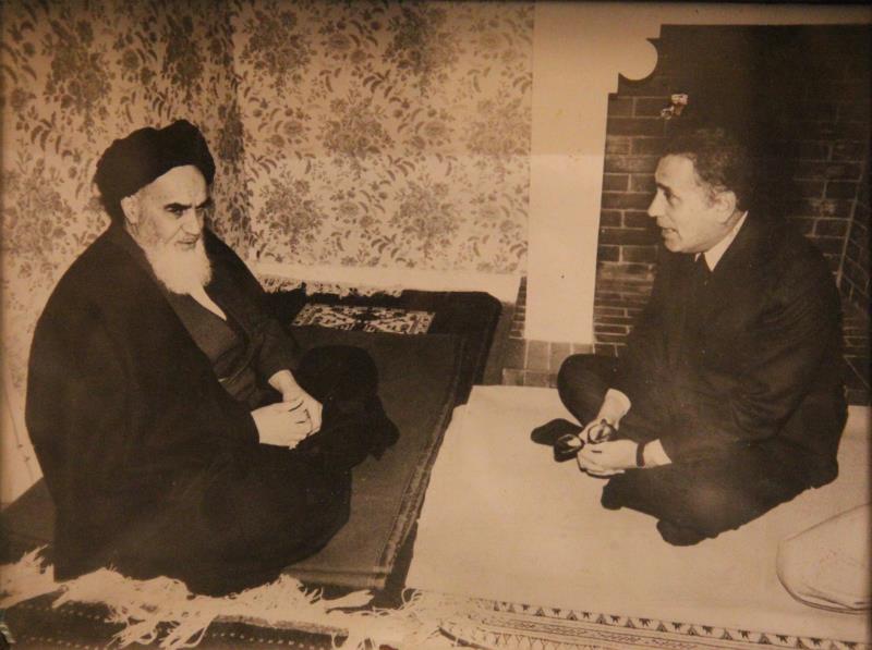 مع الإمام الخميني بعد الثورة الإيرانيّة