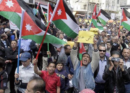 ضابط أردني متقاعد يسوّق إسرائيل عبر المتوسط 