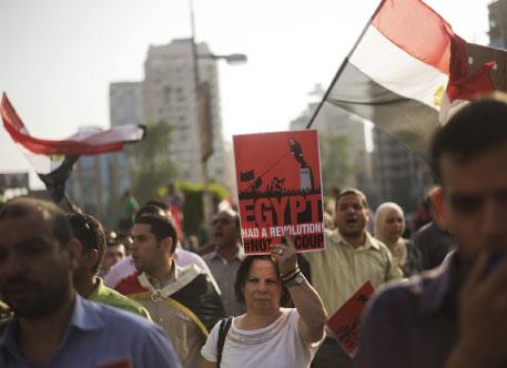 الثورة المصرية، موجة تالية وشاطئ أضيق