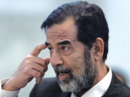واشنطن ساعدت صدام لضرب إيران بالكيميائي