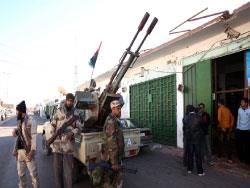 ليبيا: 36 قتيلاً في سبها وزعيم «التبو» يهدّد بالانفصال 