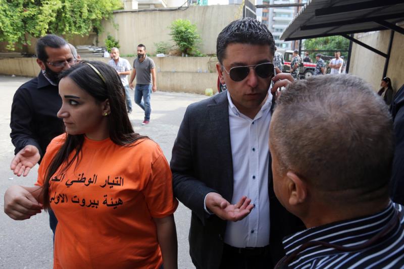 أحالت القيادة البرتقالية منسّق هيئة بيروت الأولى جورج تشادجيان على المجلس التحكيمي للتيار (مروان طحطح)