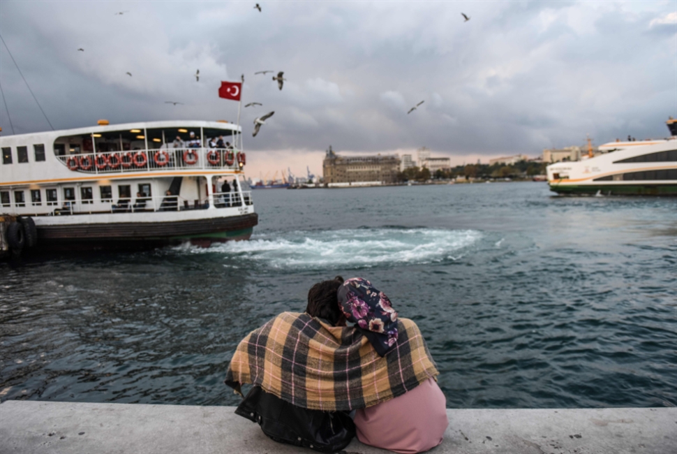 هبوط الليرة يشجّع السيّاح: لنا التوفير ولأردوغان الدولارات!
