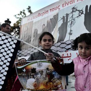 إضراب الأسرى الفلسطينيين: فرص النجاح واحتمالات الفشل 