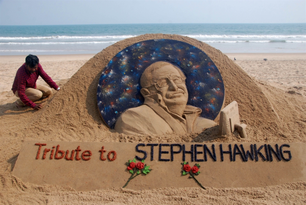 وفاة ستيفن هوكينغ: «خرج نجمٌ من الكون»