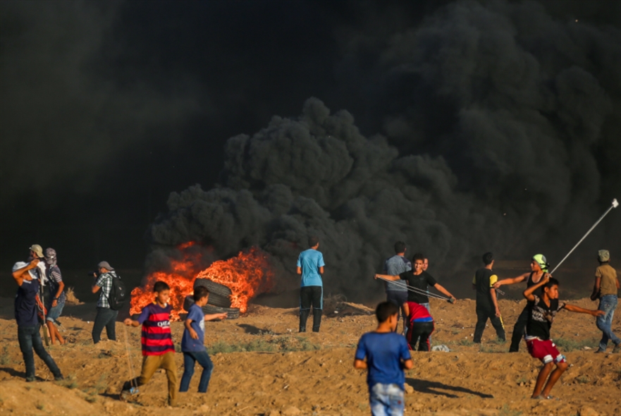 تصاعد حدّة التظاهرات: ١٥ ألف متظاهر في غزة