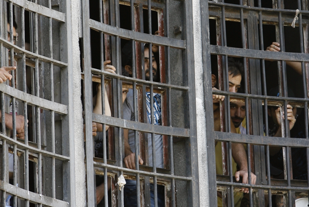 سجون لبنان: مصانع للجريمة والإرهاب