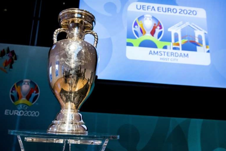 حديث كرة القدم: المنتخبات المتأهّلة إلى «يورو 2020»، الجماهير الإنكليزية «تنتصر» على VAR، ورونالدو يحرج اليوفي مرتين
