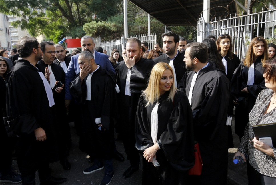 إخفاء قسري لمعتقلين وقمع متزايد للمتظاهرين: محامون «ينتفضون» على النقابة