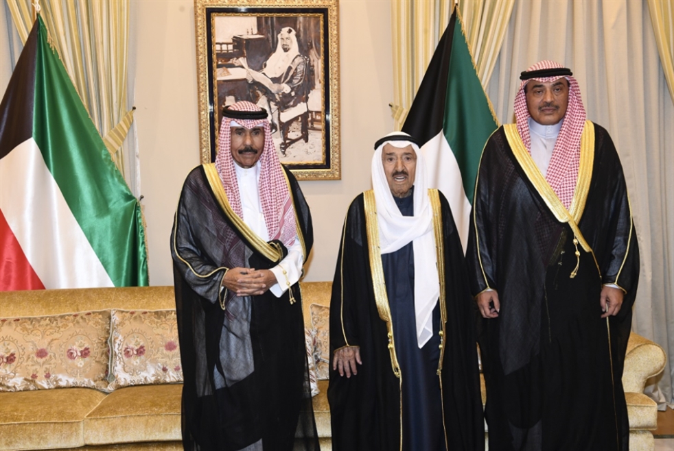 أمير الكويت يكلّف رئيس الوزراء الجديد بـ«مكافحة الفساد»