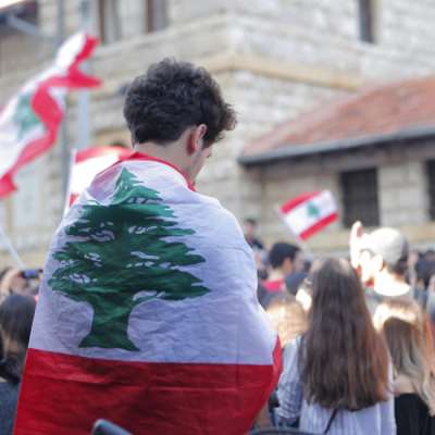 عن لبنان «ديمقراطي»، أو الخراب