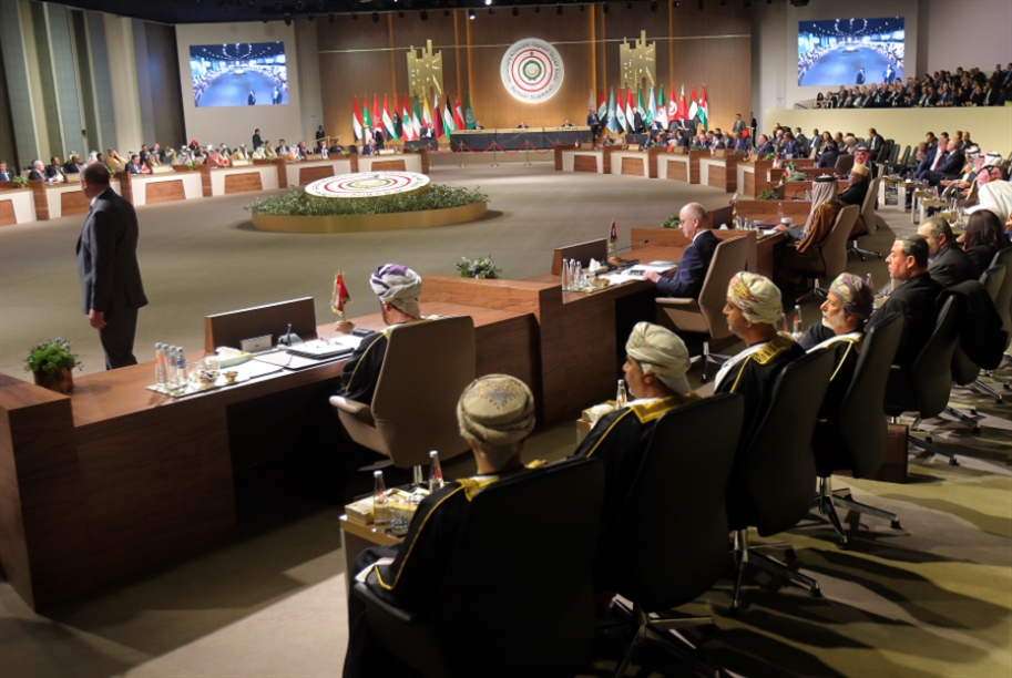 القمة العربية: «أول الكلام» حول النازحين