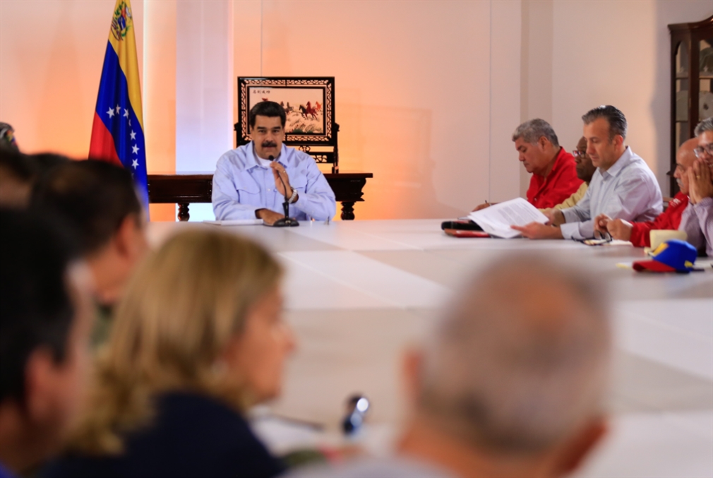 مادورو يؤكد عزمه على الحلّ السلمي: وواشنطن تشترط تركيز المحادثات على رحيله