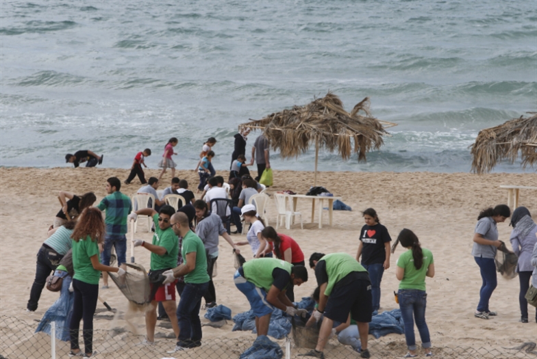 مسح الشاطئ اللبناني: إسبح... لا تسبح!