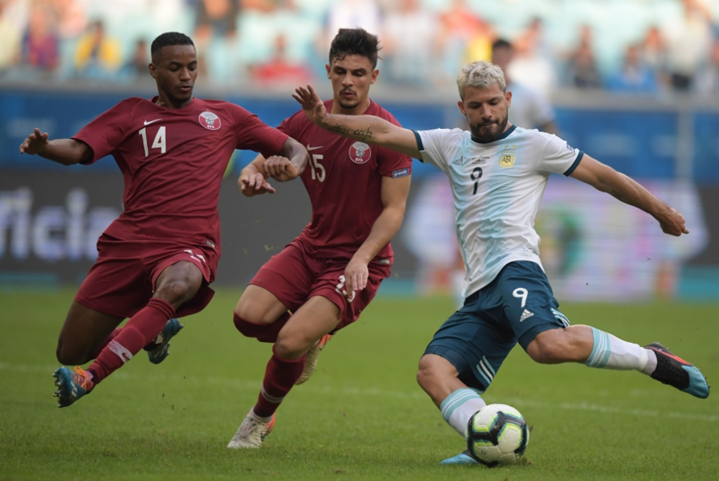 فوز «باهت» للأرجنتين يضع قطر خارج البطولة