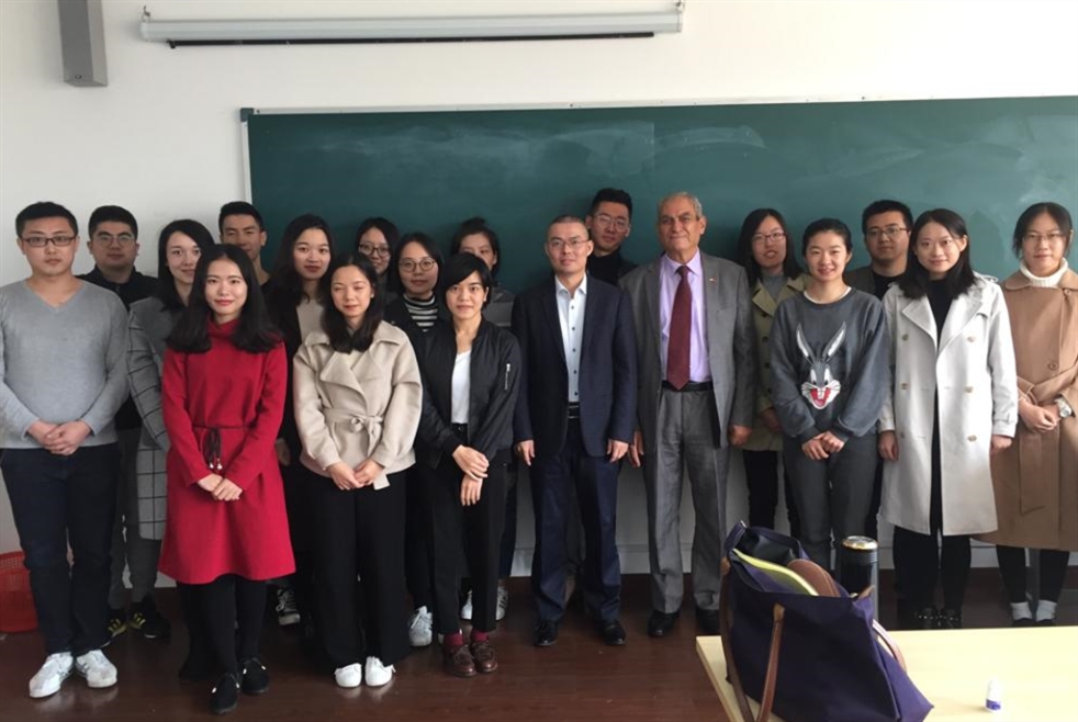 دور الحوار الأكاديمي في تعزيز العلاقات الثقافية بين لبنان والصين