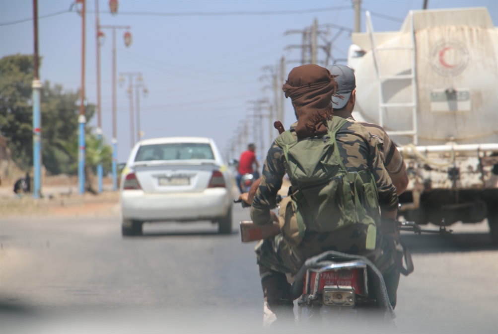 مقتل قياديّين في «فصائل التسويات» يشعل درعا: دعوات للتسلّح ضدّ الجيش