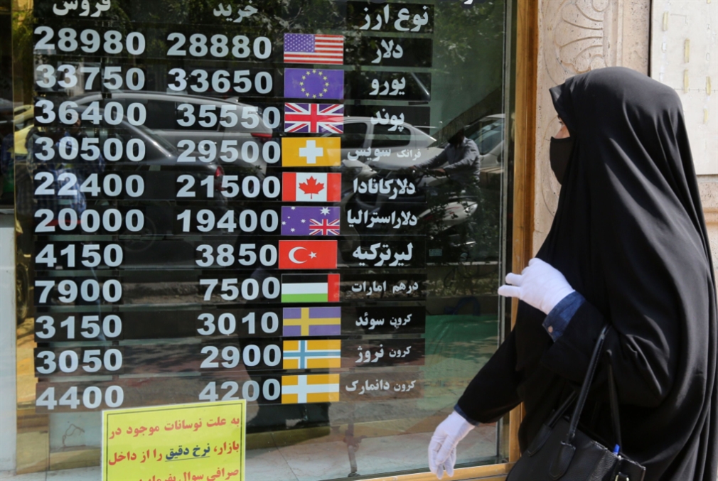 إيران | مسعًى أميركي لخنق منافذ الدولار: هل تتأثّر العمليات الإنسانية؟