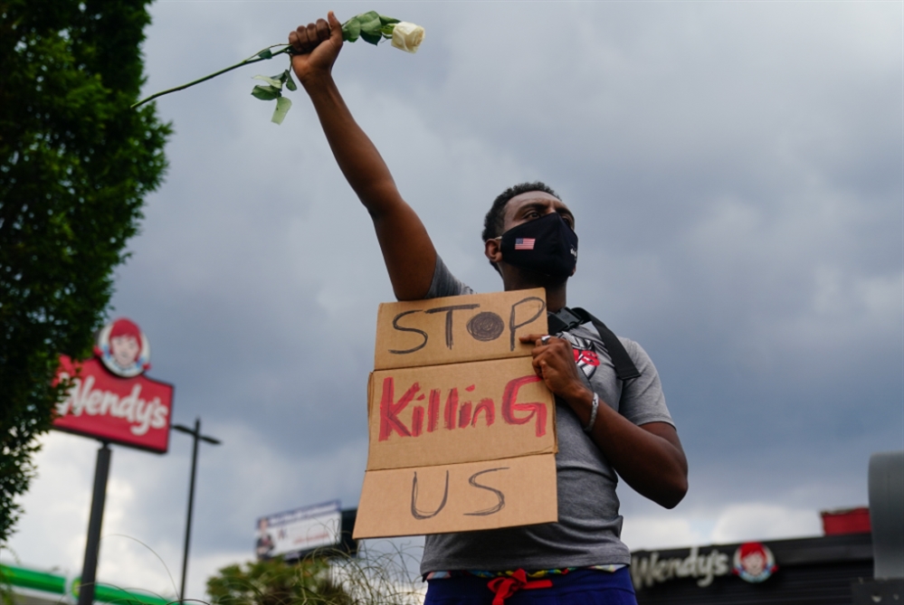مقتل بروكس يجدّد «تظاهرات فلويد»