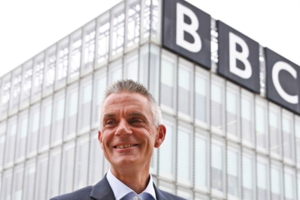 «قواعد الحياد»: مدير bbc يهدّد بطرد الموظفين!