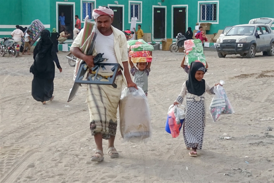 اليمن: تدهور العملة يحرم الملايين من الغذاء