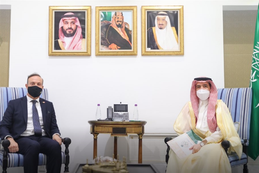 السعودية تستدعي سفير لبنان في الرياض... وتسلّمه «مذكّرة احتجاج»
