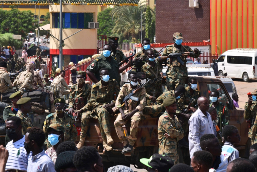الجيش السوداني يقيل مدير سلطة الطيران المدني