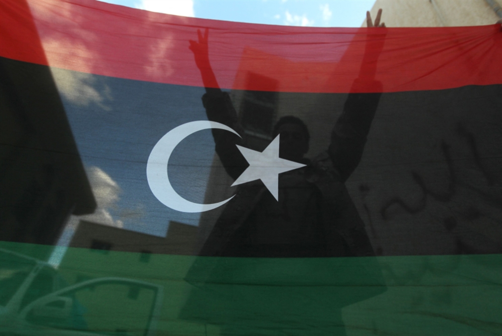 عن موشيه كلوغهفت العابر للحدود: إسرائيل تقود الحملات الانتخابية الليبية