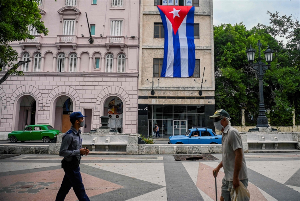 خيبة أمل المعارضين: كوبا تُواصل حياتها