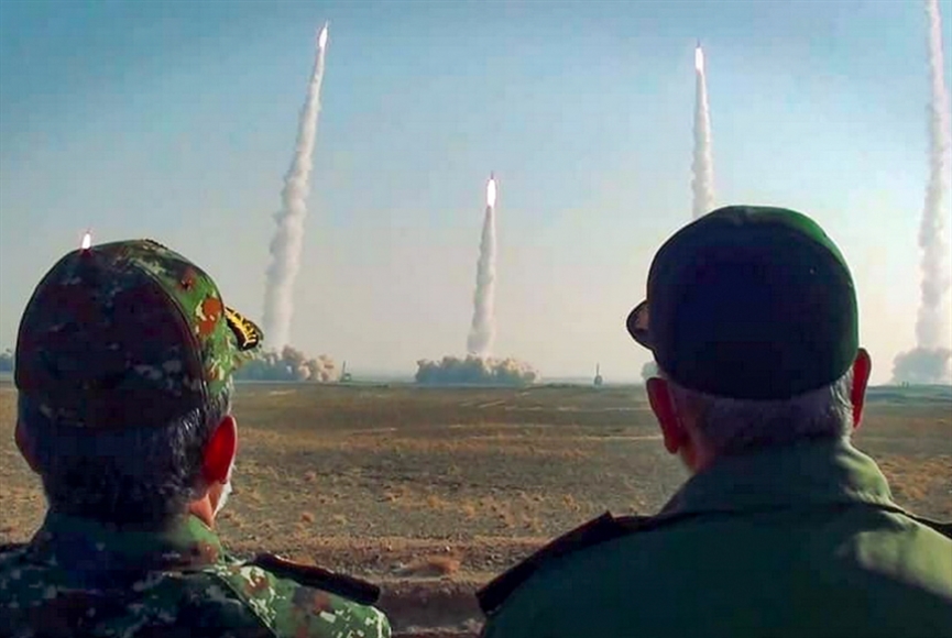 مناورات بالصواريخ الباليستية: إيران ترسم خطوطها الحمر