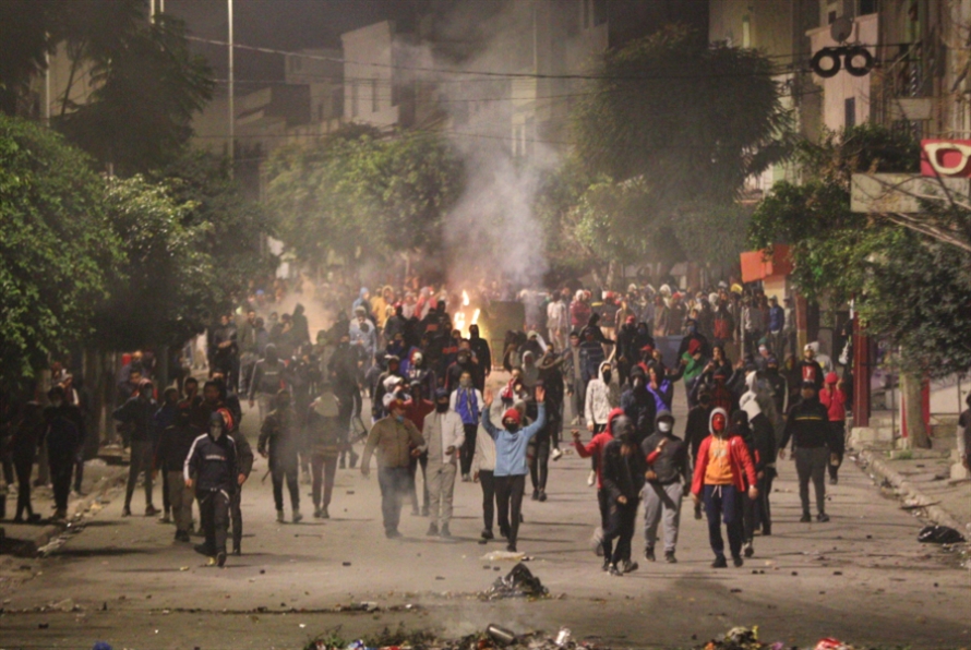 تونس | «احتجاجات كانون» متواصلة... وسعيّد يبرّئ «اليهود»