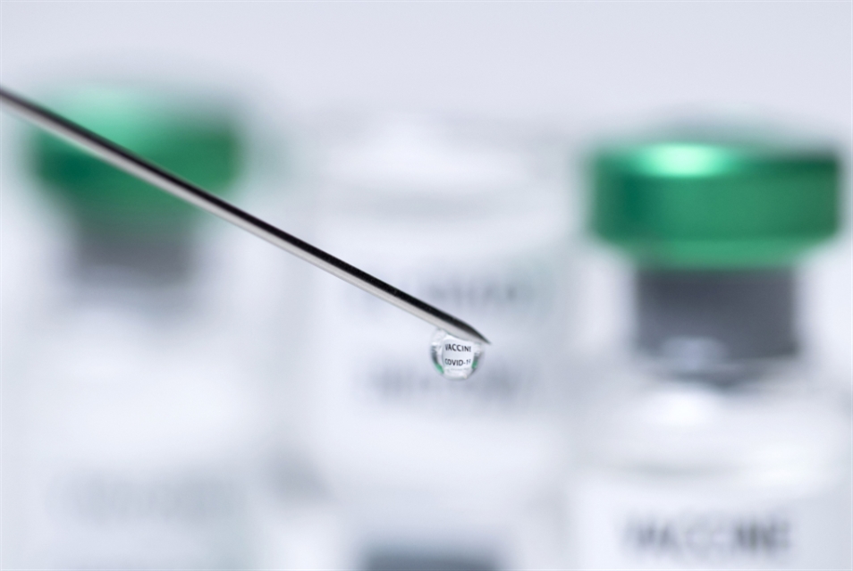 استراتيجيات واعدة للقاحات «كورونا» بفعالية طويلة الأمد