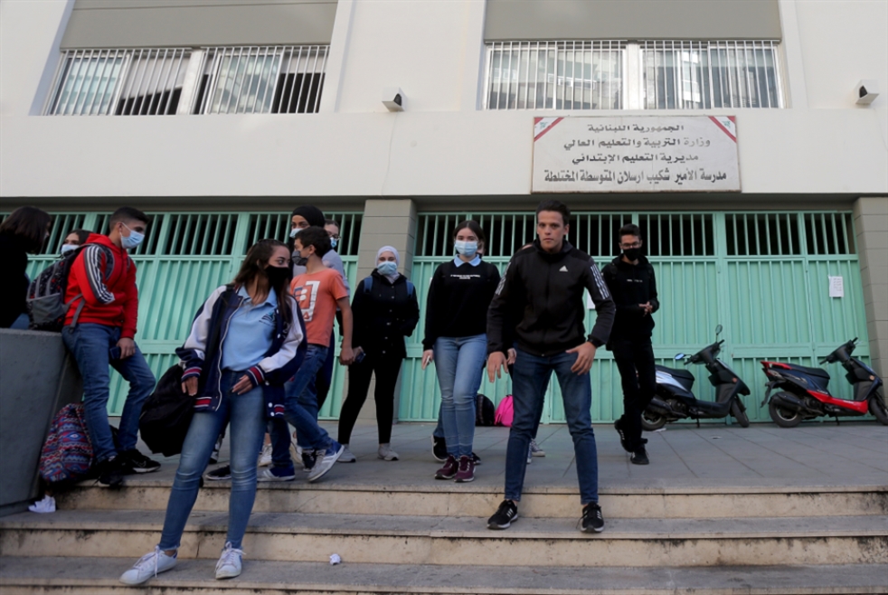 «مجهولون» يدقّقون في داتا المدارس والثانويات الرسمية   
