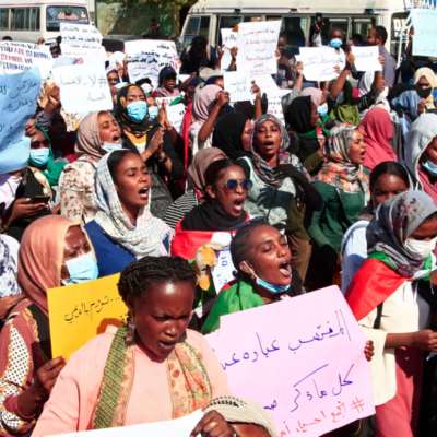 السودان | السَيْر بين الجثث... عبد الله حمدوك لا يجد ظهيراً