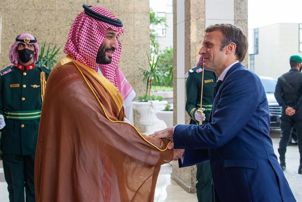 هل تبنّت فرنسا استراتيجيّة الرياض في لبنان؟