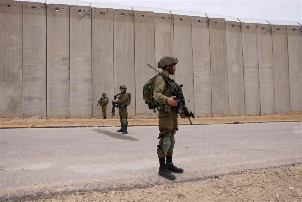 إسرائيل تحاصر نفسها: اكتمال بناء «العائق» حول غزّة