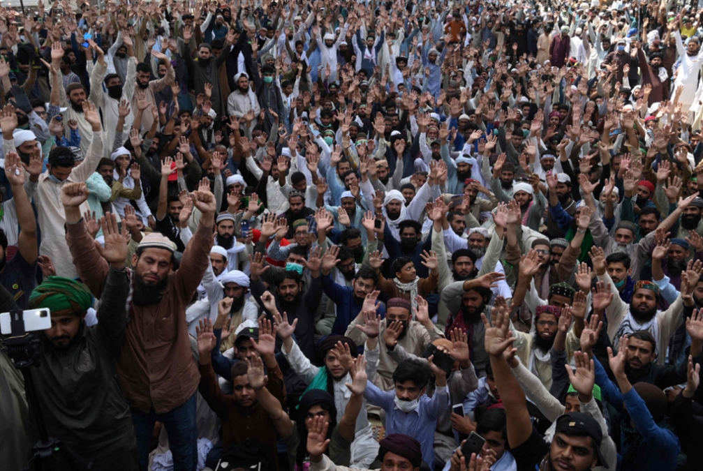 اتفاقٌ مع الحكومة يُنهي احتجاجات دامية لـ«لبيك باكستان»