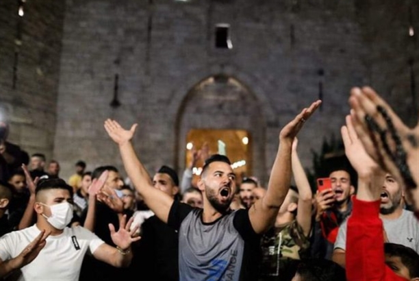 الفلسطينيون يلجأون إلى «تيك توك»