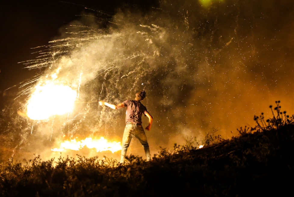 غارات إسرائيلية تستهدف غزّة... هل تحلّق الصواريخ بعد البالونات الحارقة؟