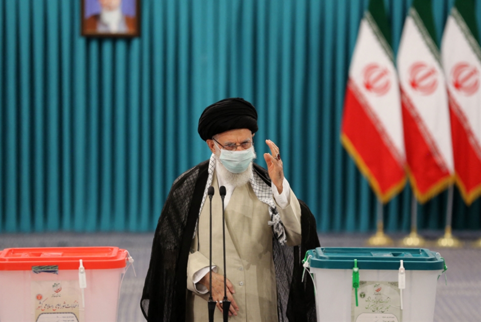 خامنئي: إيران انتصرت على دعاية العدو