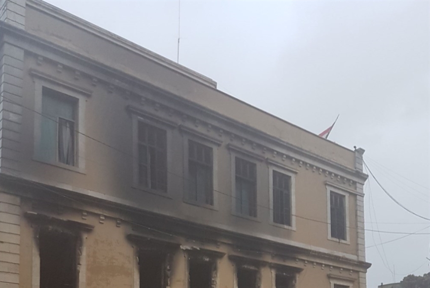 أساتذة «الفنون ـ 3» يُسهمون في ترميم مبنى بلدية طرابلس