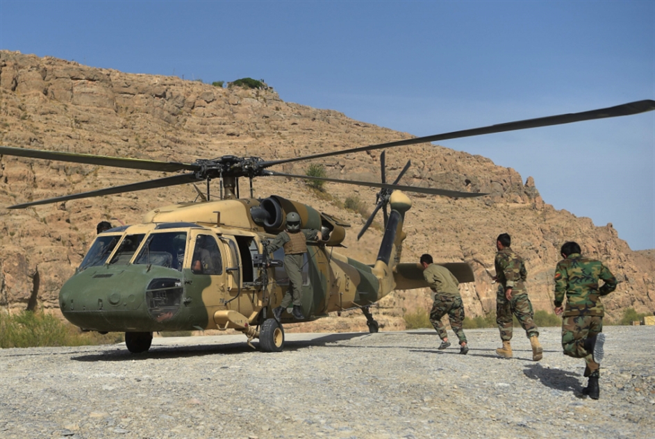 مناوراتٌ عسكرية ثلاثيّة بالقرب من الحدود الطاجيكية الأفغانية