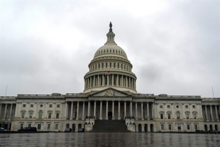 مجلس الشيوخ الأميركي يستكمل مقترحاً بتريليون دولار لتطوير البنى التحتية