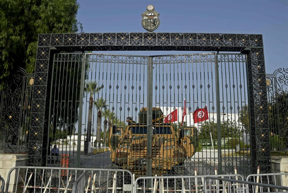 تونس: «اتحاد الشغل» يدعو لانتخابات تشريعية مبكرة