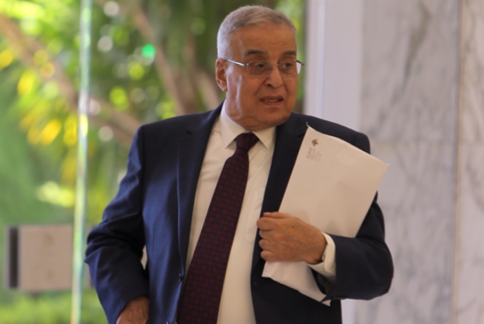وزير الخارجية يستقبل سفير لبنان في الإمارات: ماذا دار بينهما؟