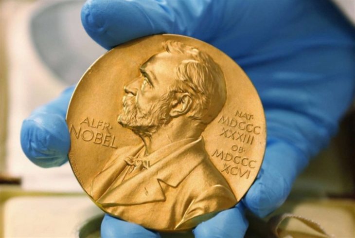 «نوبل» تسلّم جوائزها افتراضياً