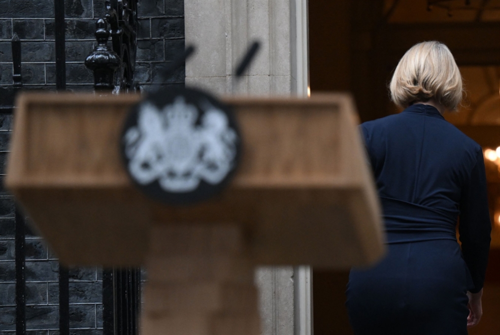 ثالث رئيس وزراء خلال شهرَين: المنقذ البريطاني لا يأتي