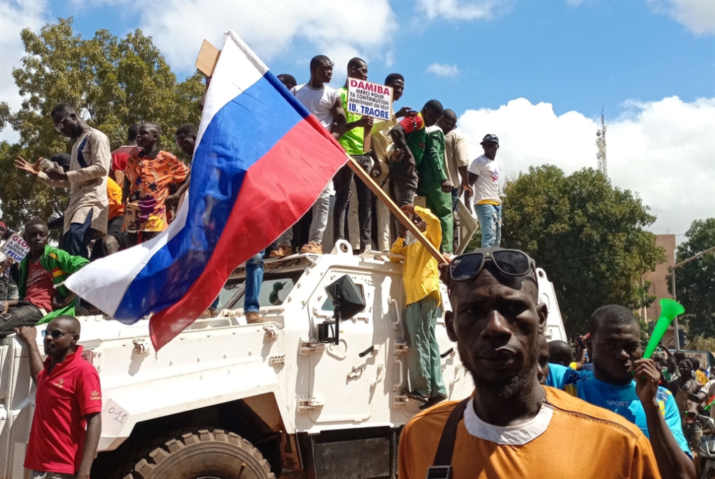 انقلابيّو بوركينا فاسو يتظاهرون ضدّ التدخل الفرنسي