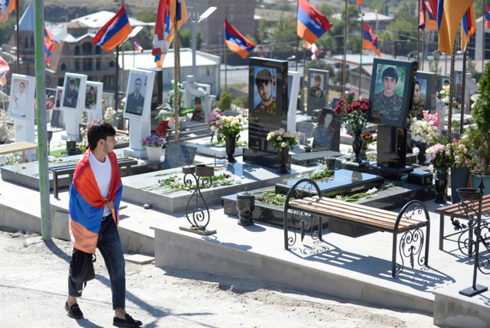 أذربيجان تفرج عن 17 أسير حرب أرمينياً